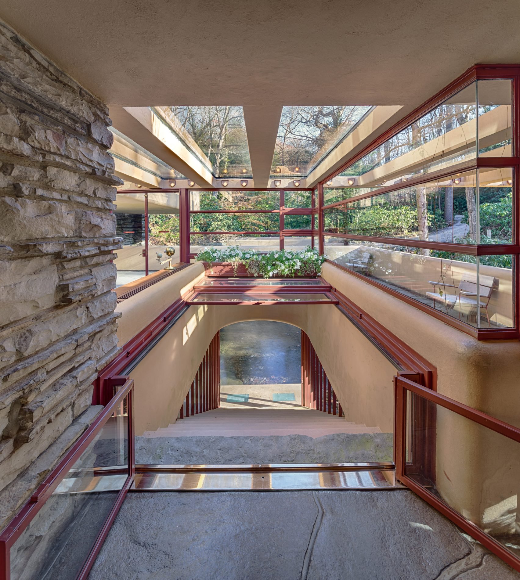 new-images-of-frank-lloyd-wright-s-work-by-andrew-peilage